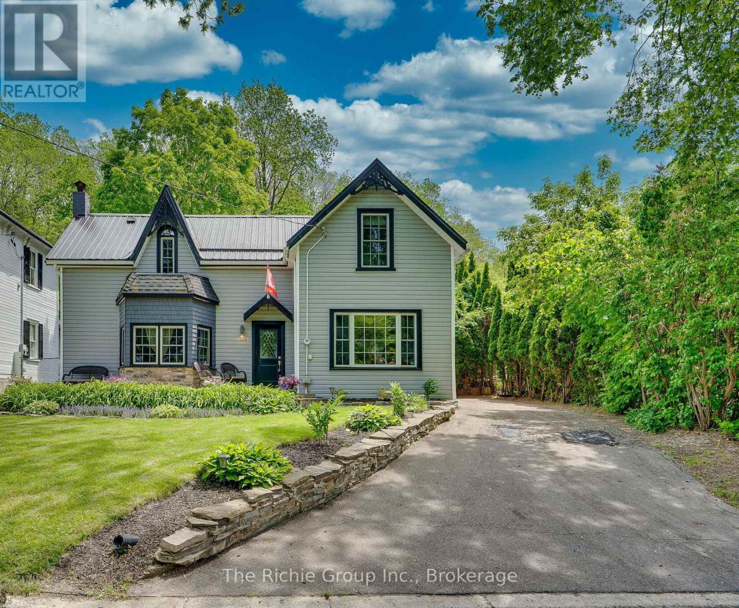 108 HEMLOCK STREET - 3