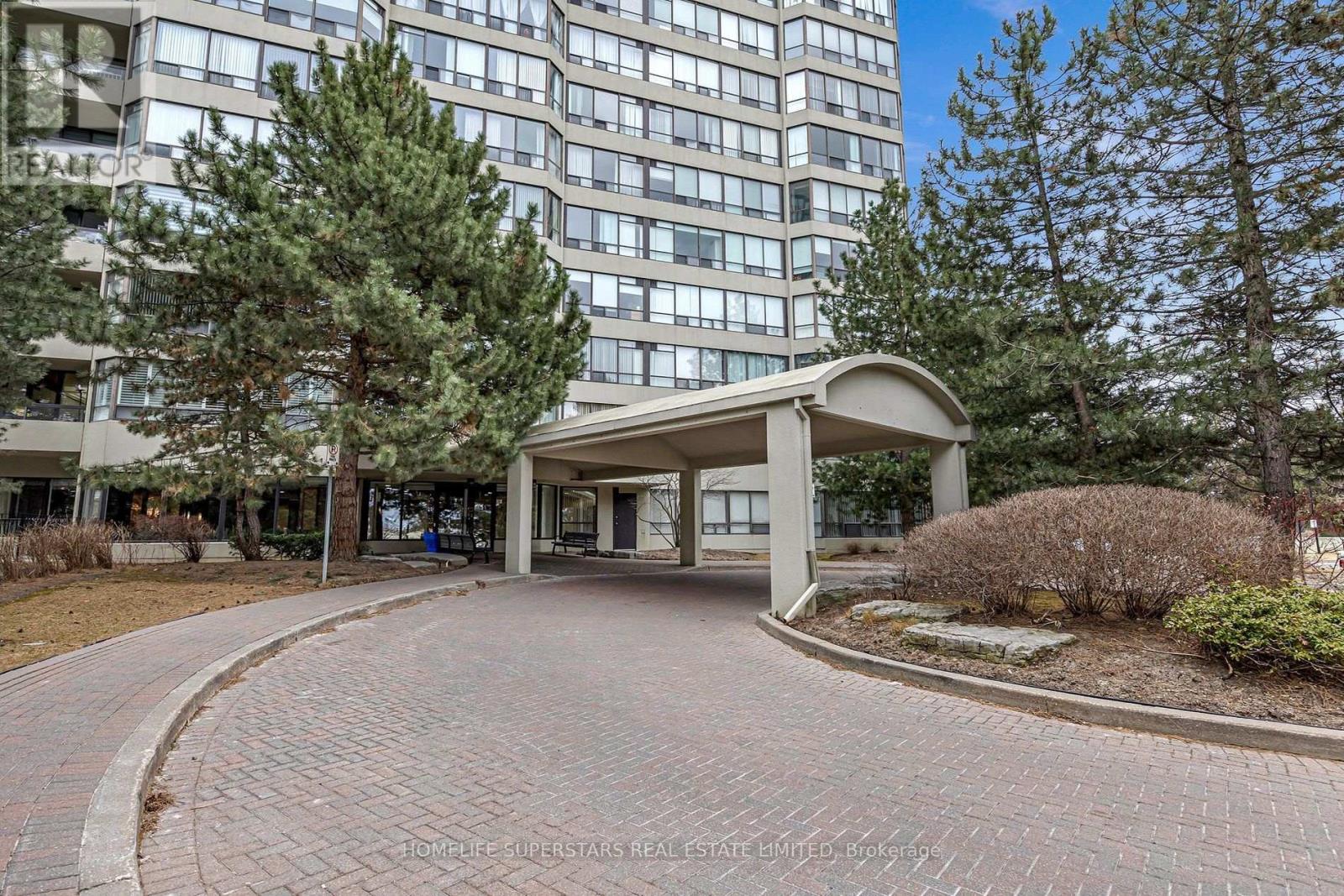 #907 24 HANOVER ROAD - 13