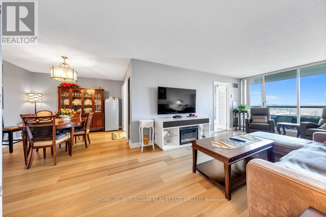 #907 24 HANOVER ROAD - 4