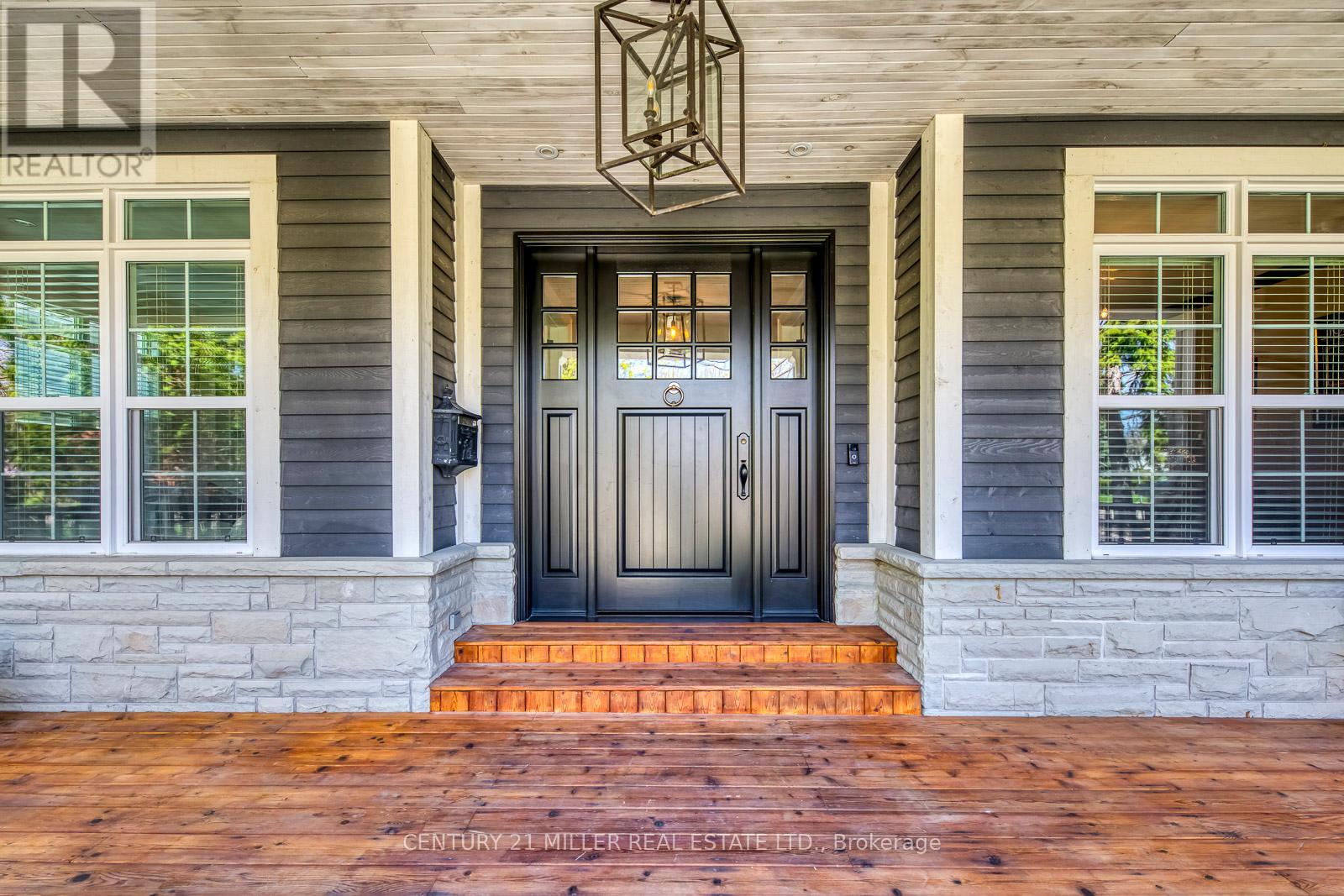 Covered Front Porch Entry