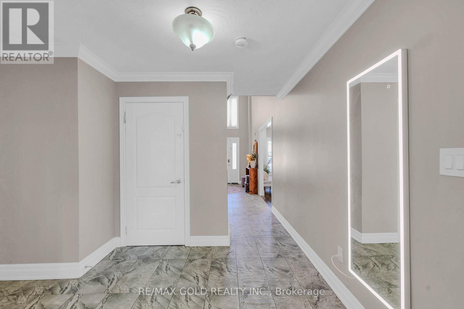 3 HASKINS COURT - 12