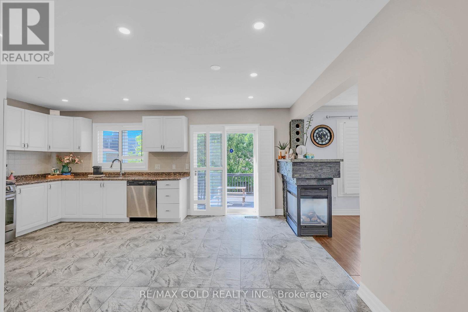 3 HASKINS COURT - 13