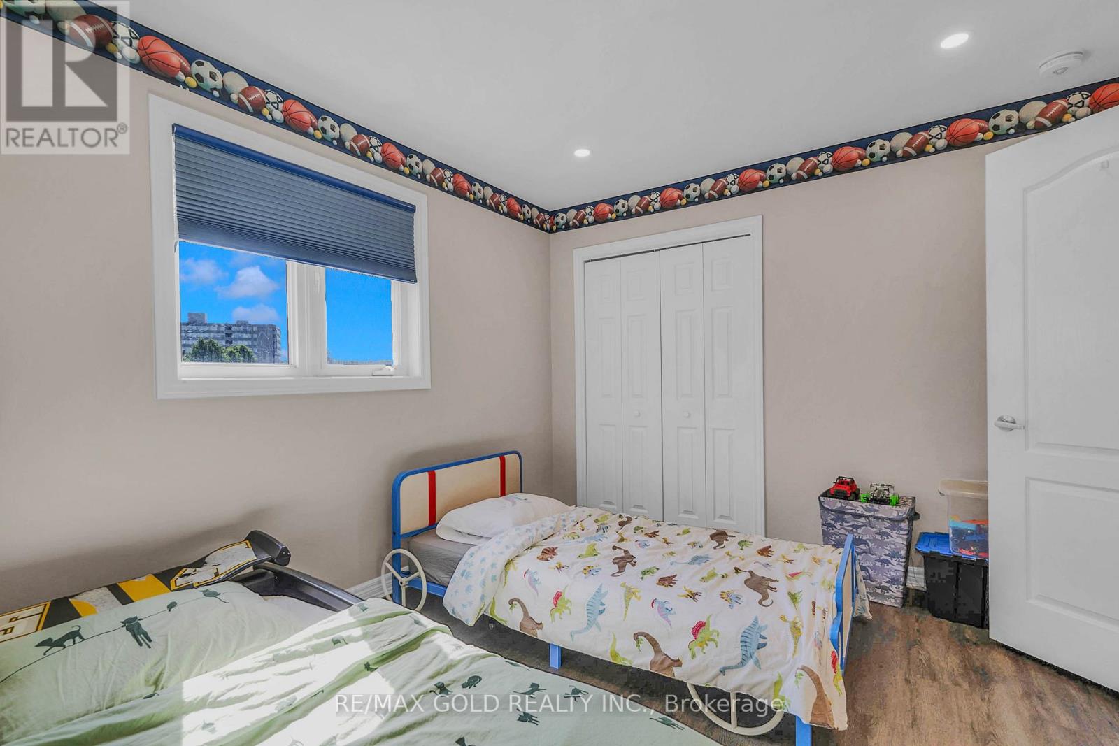 3 HASKINS COURT - 31