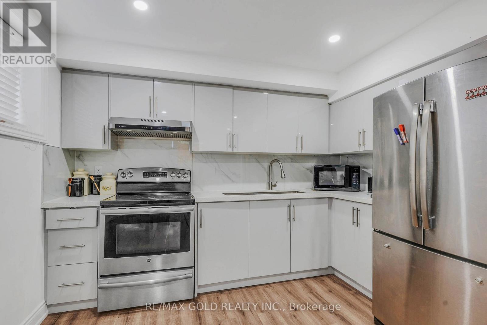 3 HASKINS COURT - 36