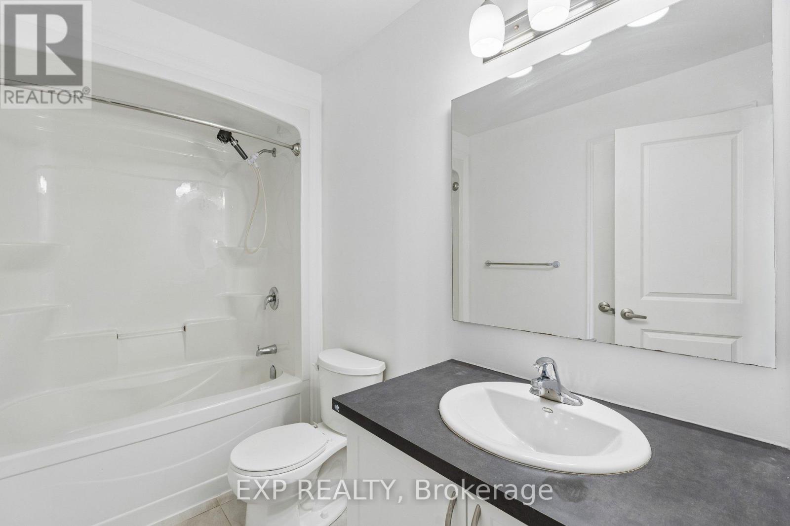 4 VIGER DRIVE - 24