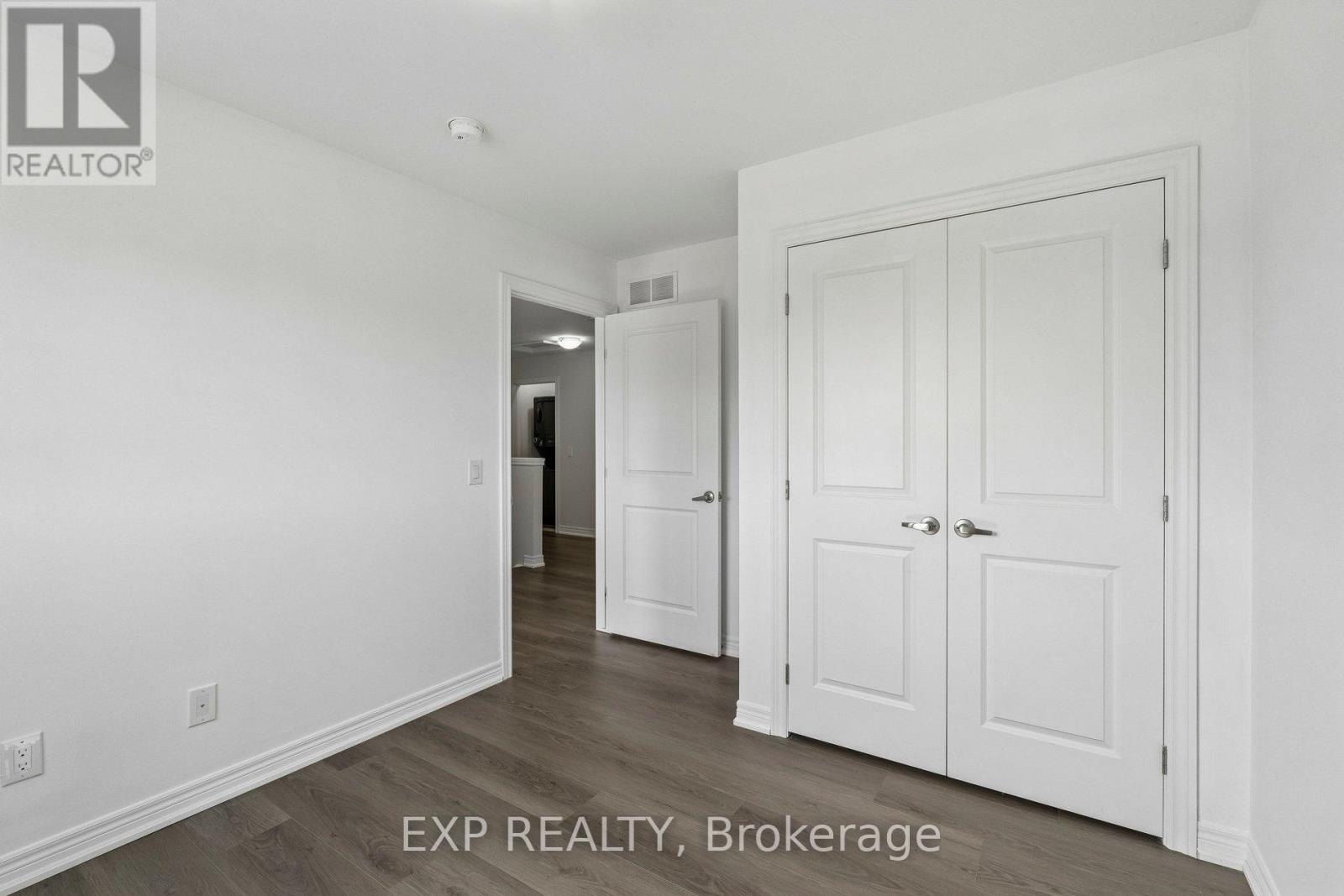 4 VIGER DRIVE - 26