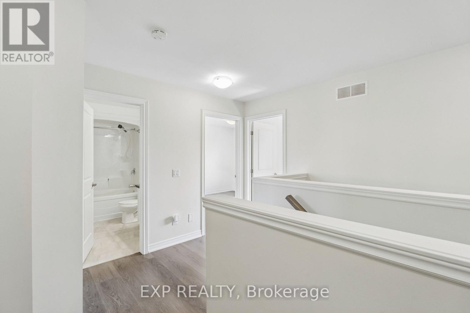 4 VIGER DRIVE - 31