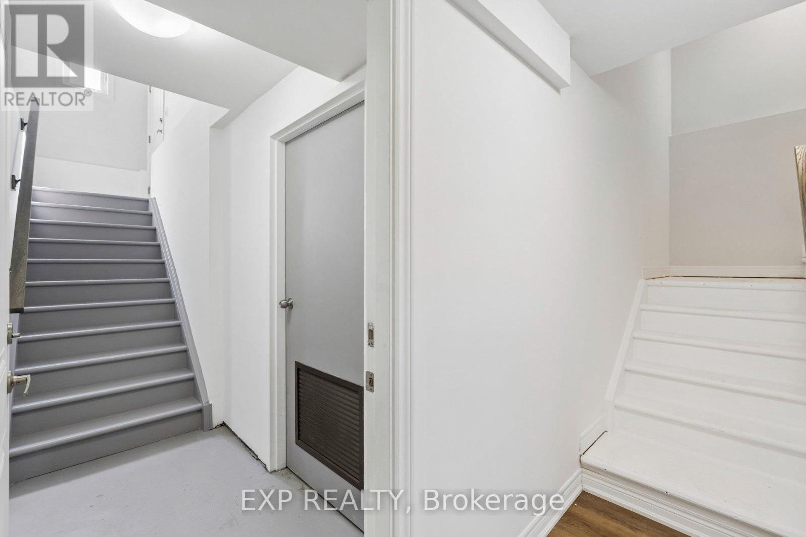 4 VIGER DRIVE - 35