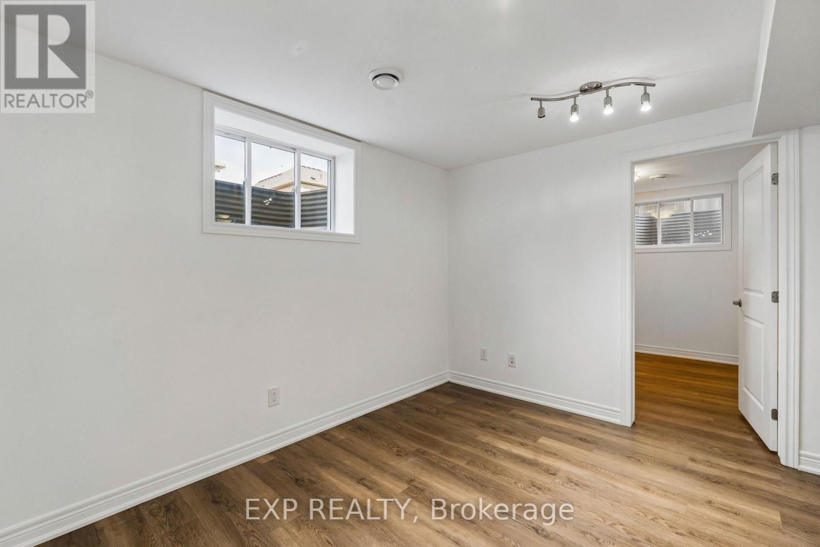 4 VIGER DRIVE - 40