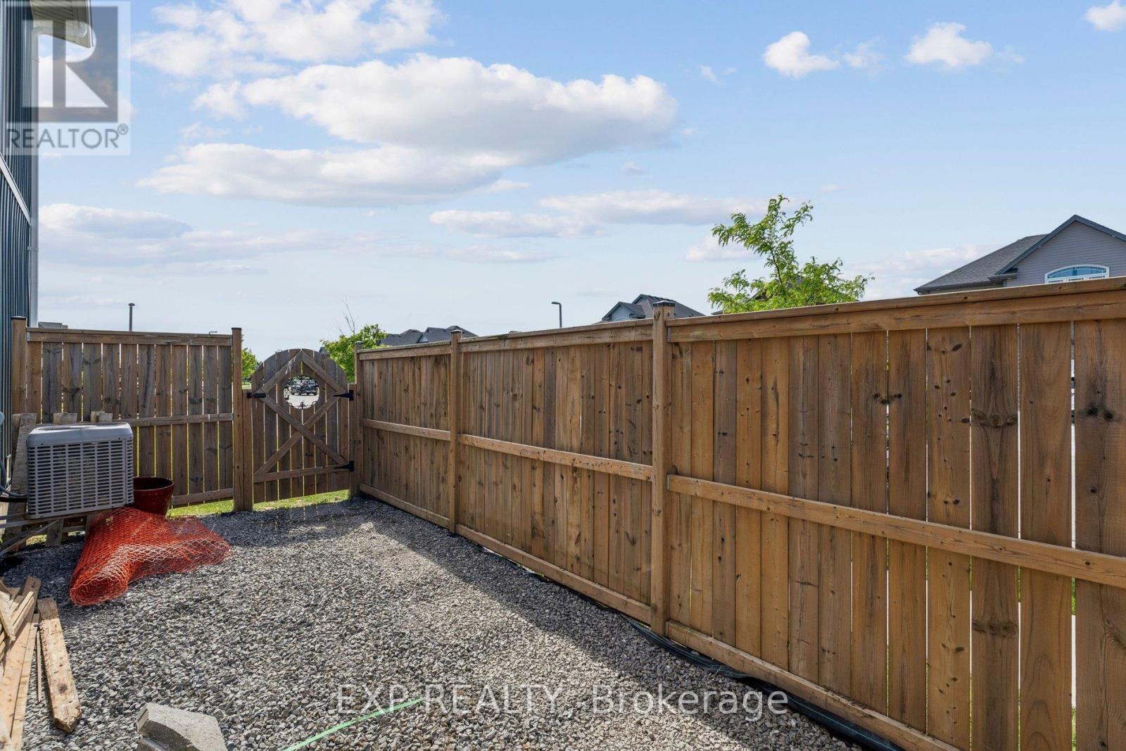 4 VIGER DRIVE - 47