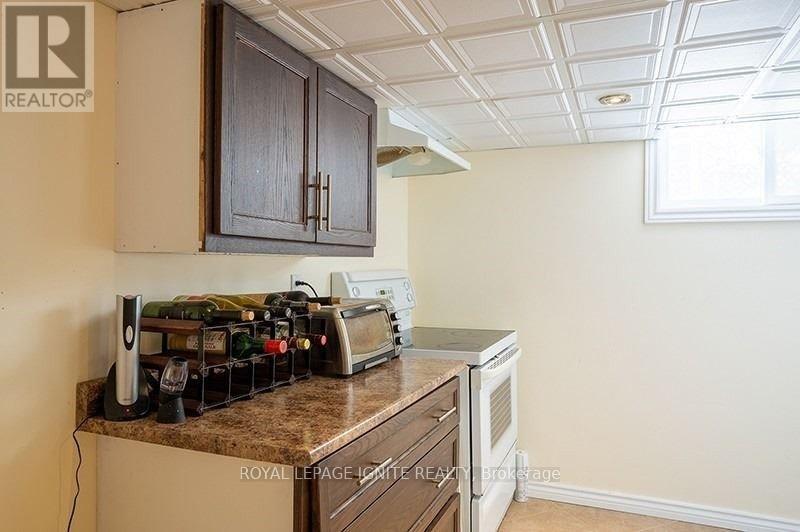 947 SOUTHLAWN DRIVE - 18