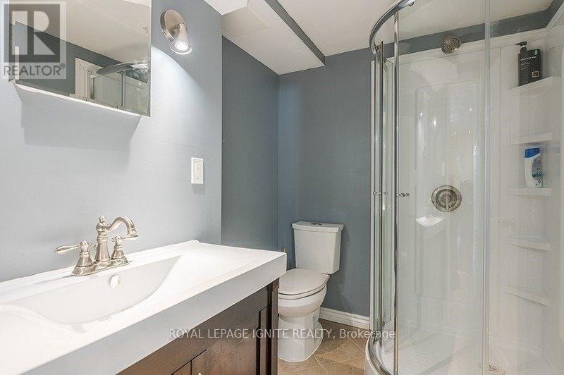 947 SOUTHLAWN DRIVE - 21