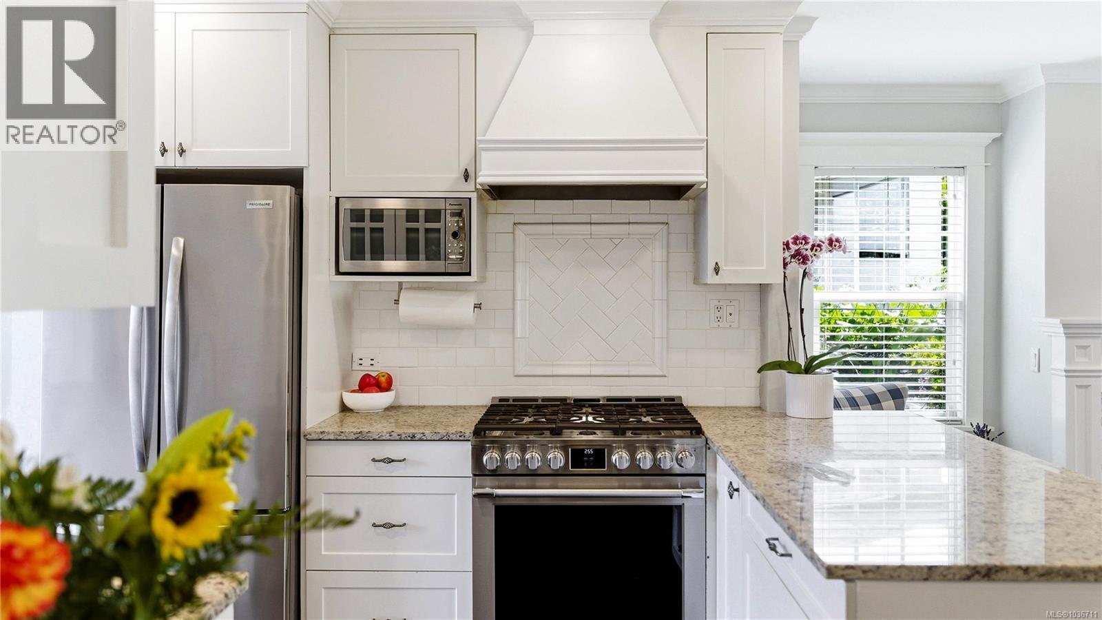 1721 Amphion St - 11