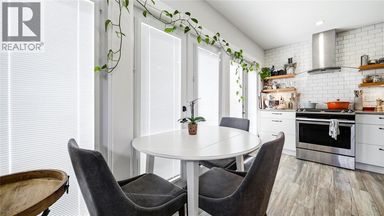 1721 Amphion St - 47