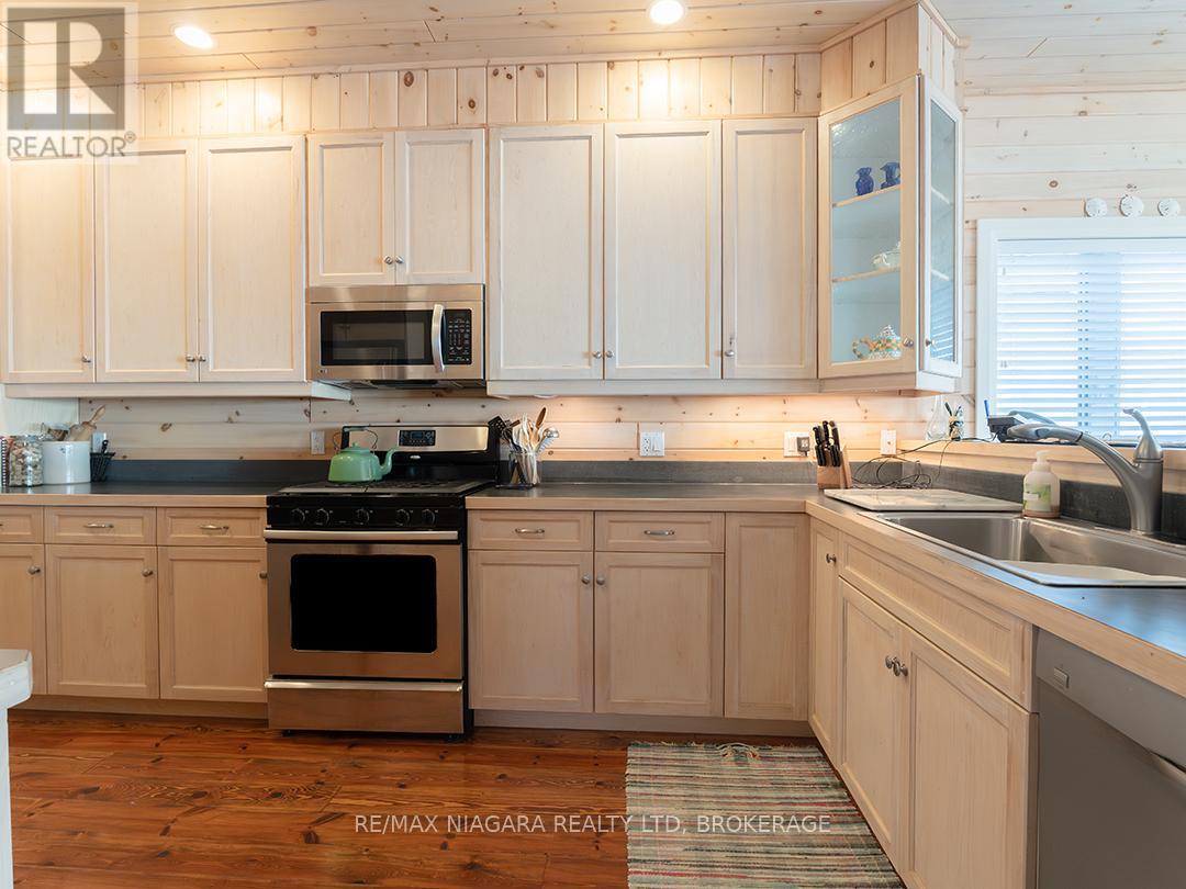 12895 OLD LAKESHORE ROAD W - 14