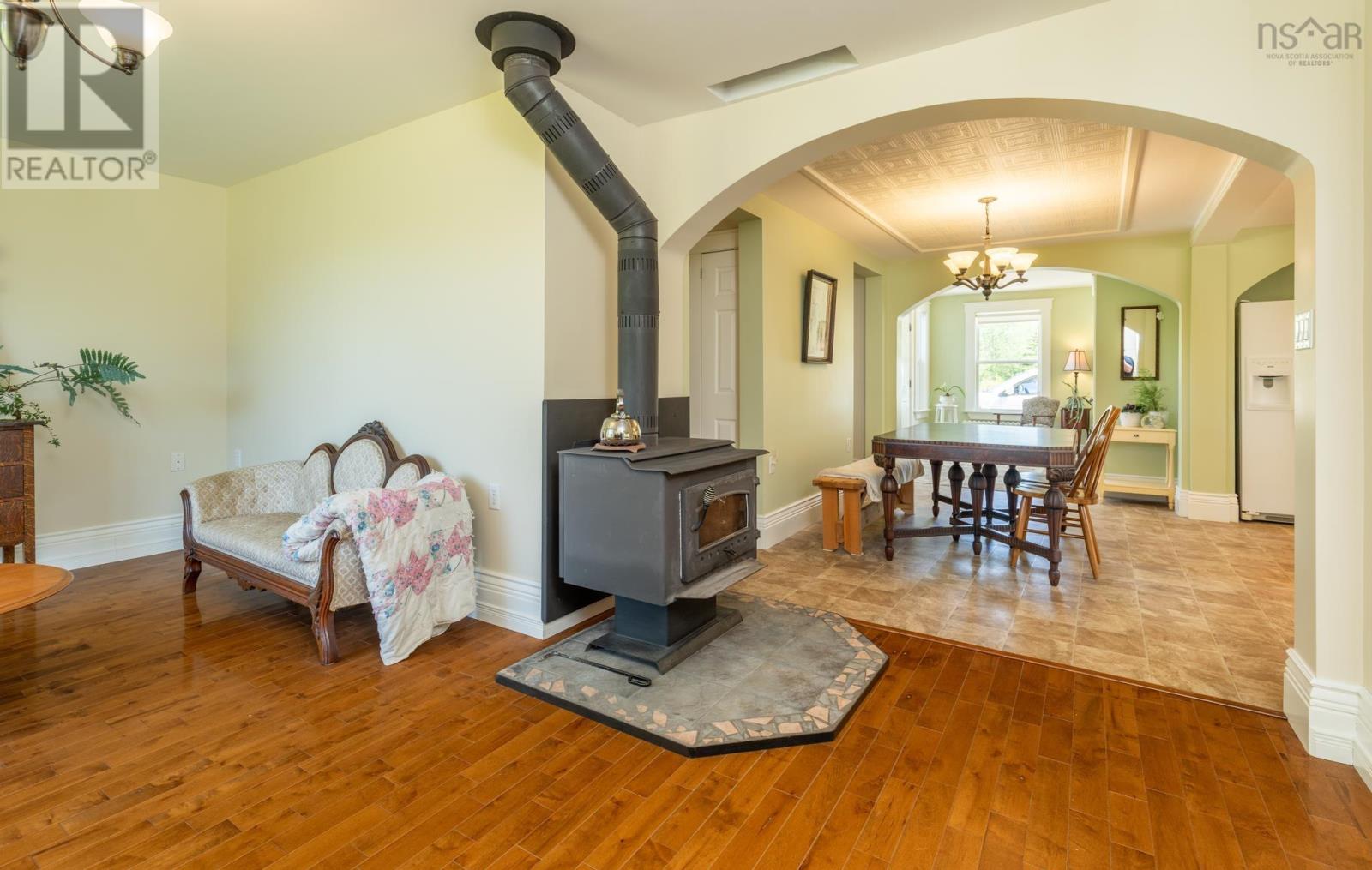 Property 20 of 41 of 41 De La Tete De La Pre