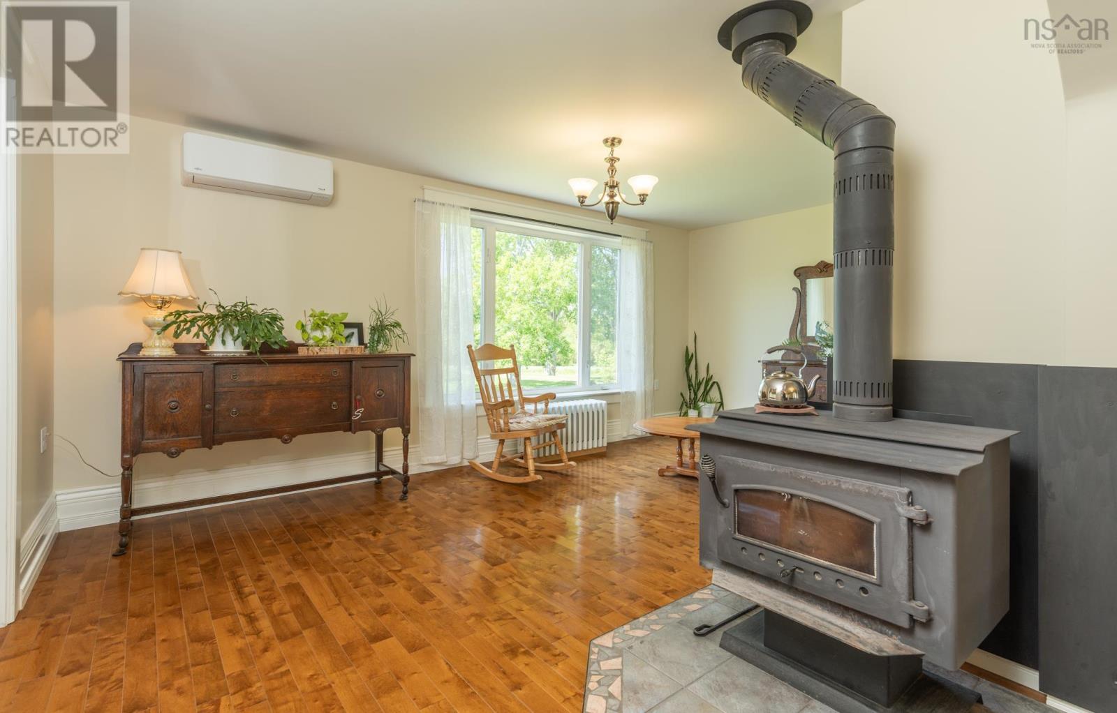 Property 21 of 41 of 41 De La Tete De La Pre