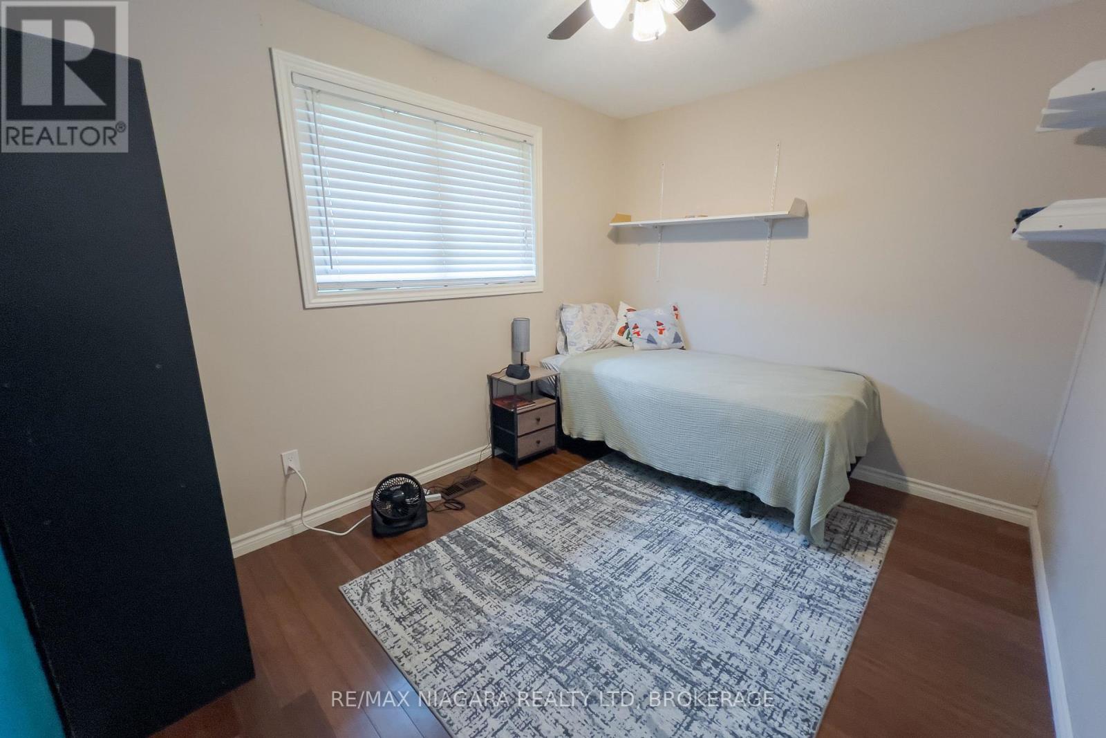 2439 CORAL AVENUE - 13