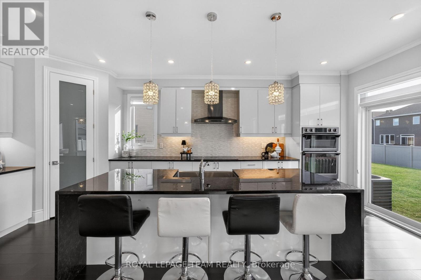 4 Bed, 4 Bath House for Sale in Ottawa – 290 PONDEROSA STREET, Ottawa – MLS# X13411118 - Image 7