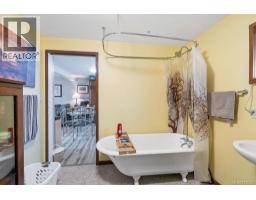Kitchen - 11090 Chemainus Rd, Saltair, BC V9G1Z1 Photo 27