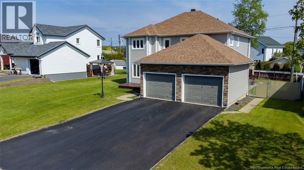 12 Brook Terrace - Image 25
