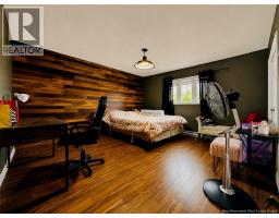 Ensuite - 12 Brook Terrace, Campbellton, NB E3N3T3 Photo 14