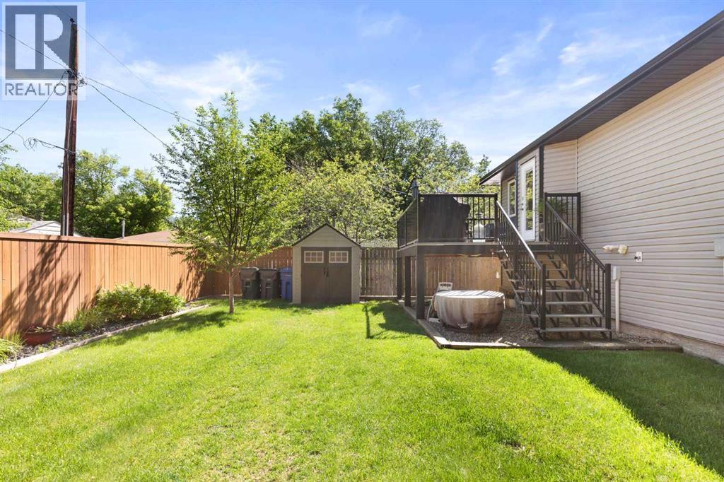312 4 Avenue NW — photo 33