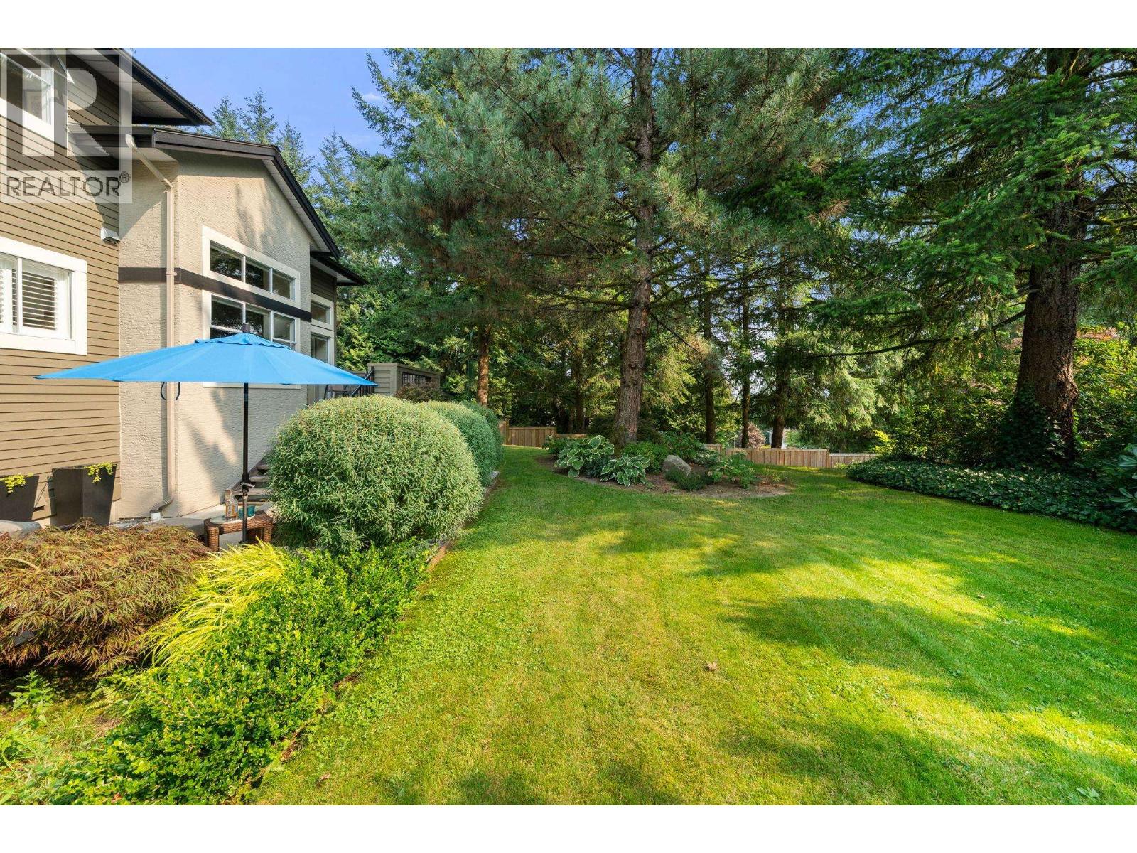 13 1900 INDIAN RIVER CRESCENT, North Vancouver