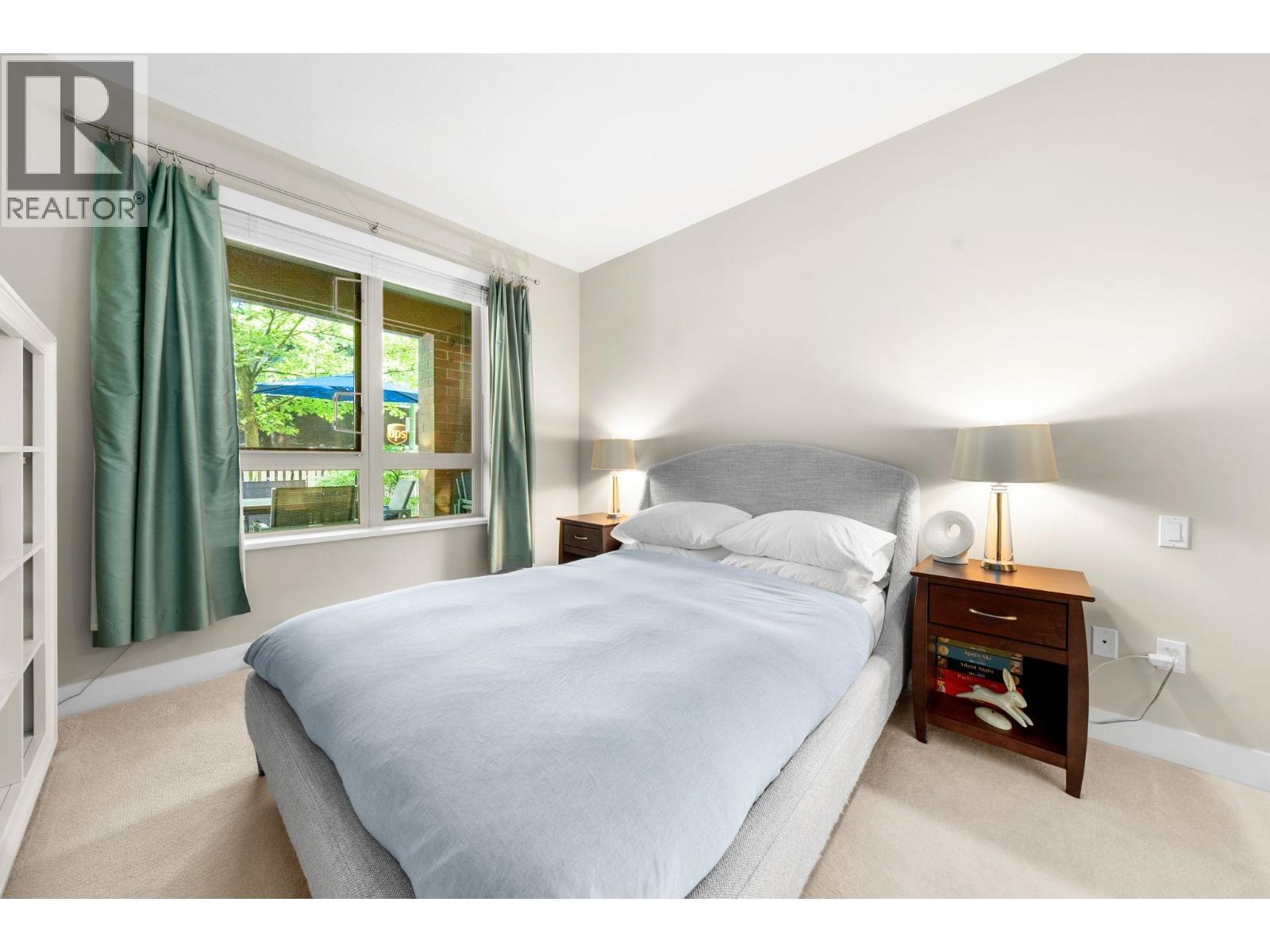 101 2601 WHITELEY COURT, North Vancouver