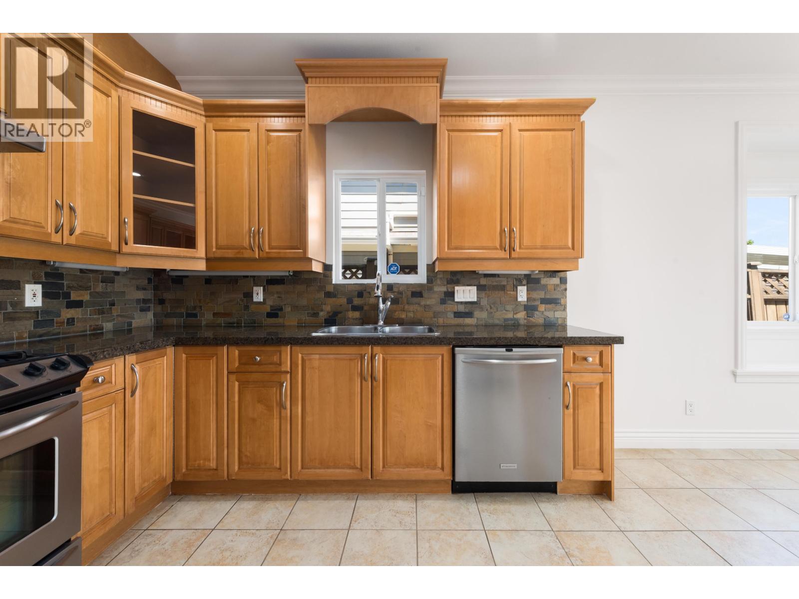 6014 RUMBLE STREET, Burnaby