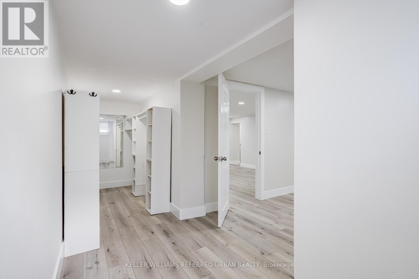 98 DUNCOMBE DRIVE - 30
