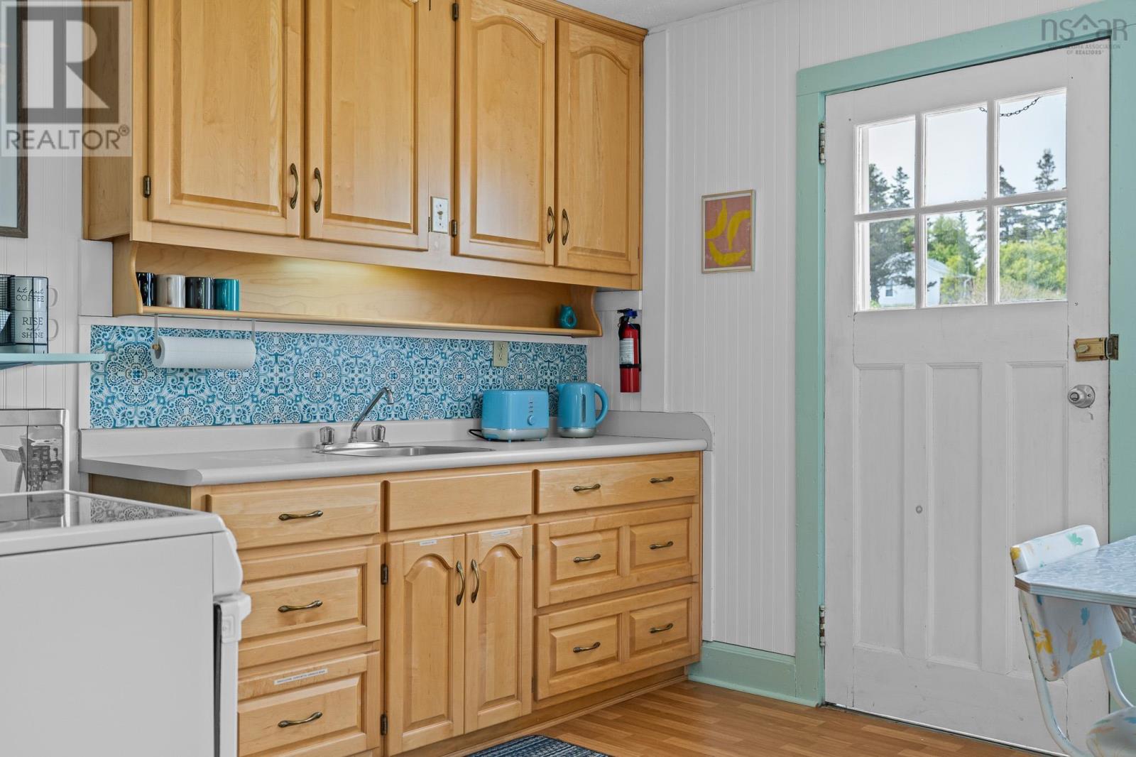 Property 22 of 49 of 17 Gordon Road