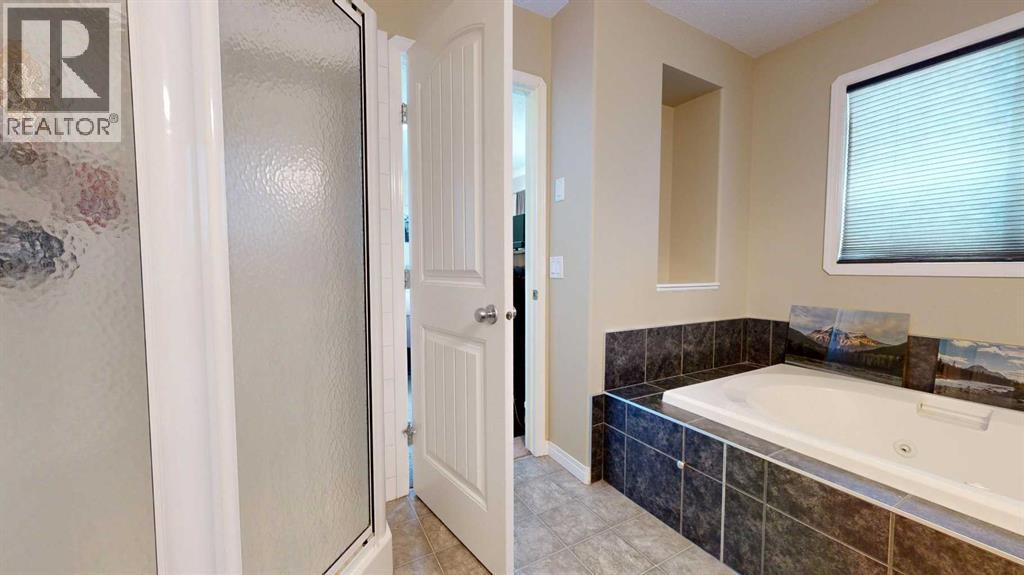 10209 Landing Drive — photo 15