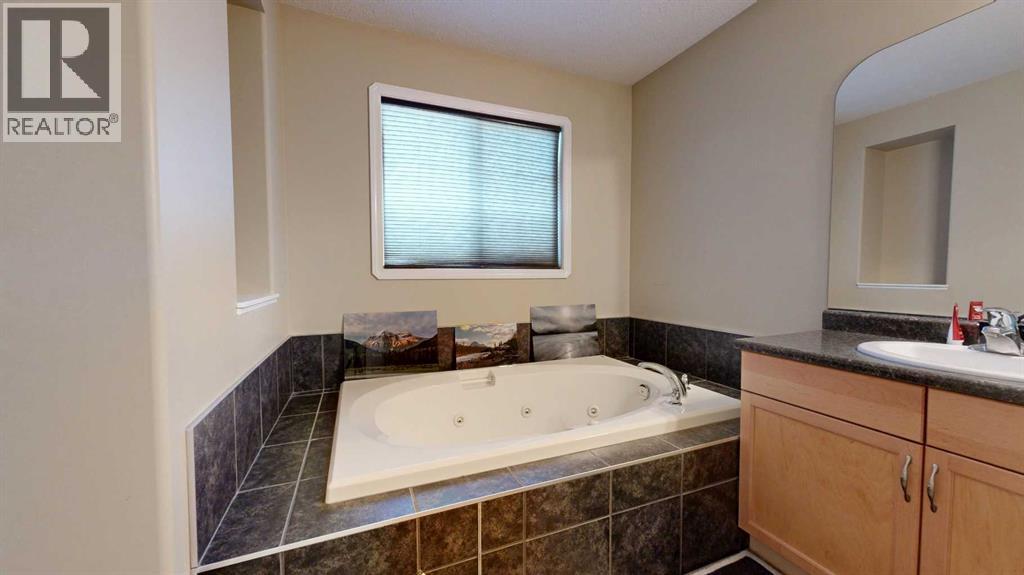 10209 Landing Drive — photo 14