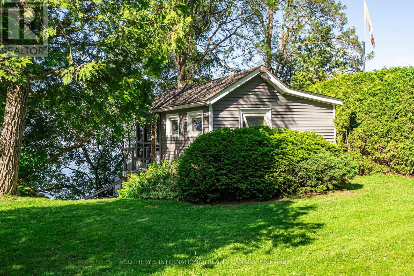 30 HEDGE ROAD - 42