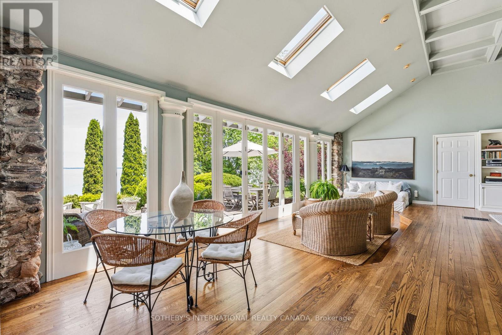 30 HEDGE ROAD - 9