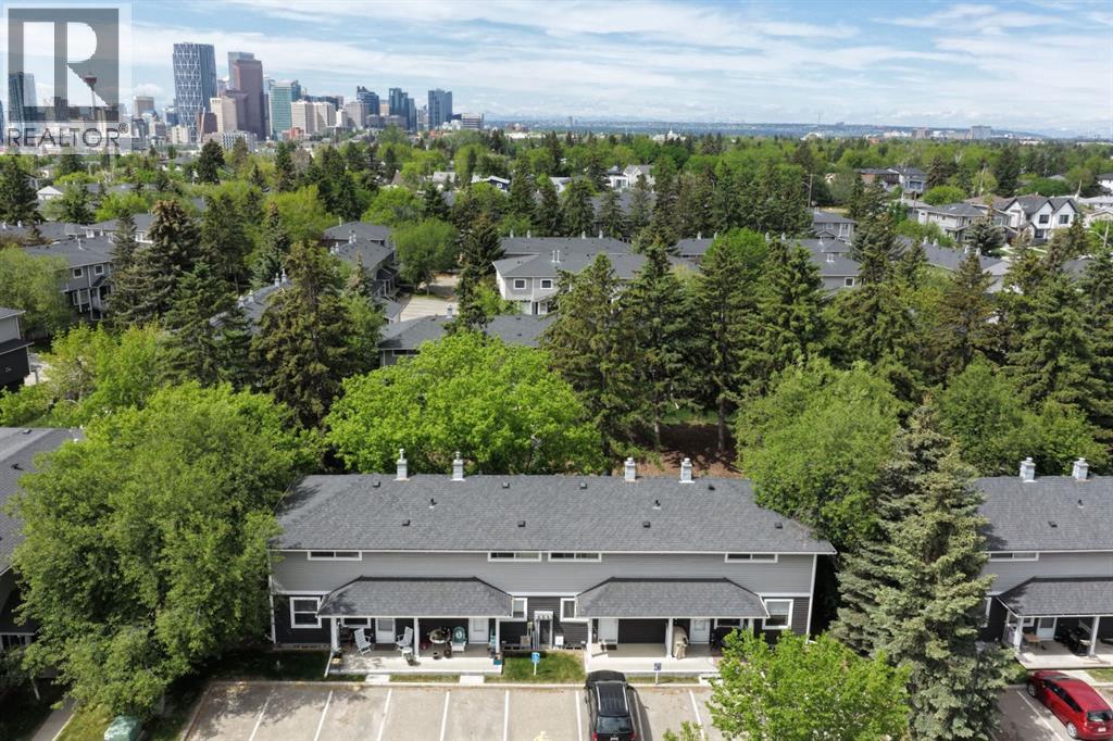 633 Regal Park NE — photo 21