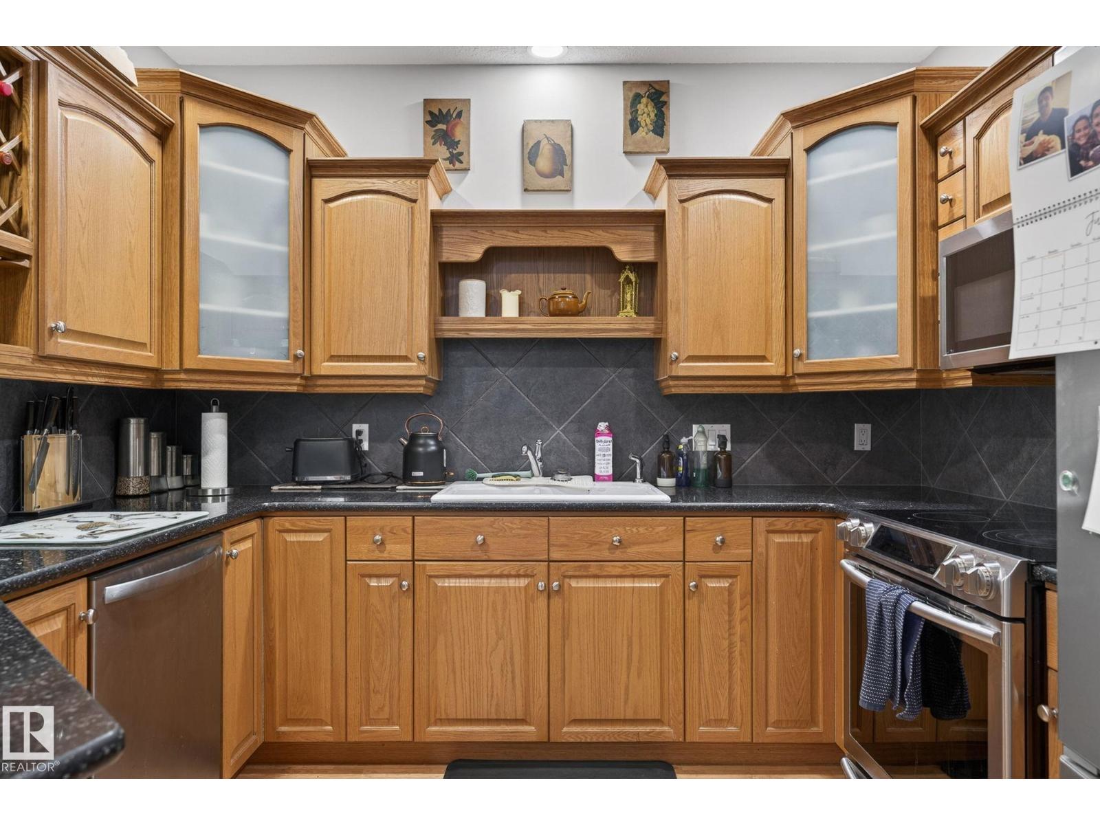 #205 10178 117 ST NW NW - 13