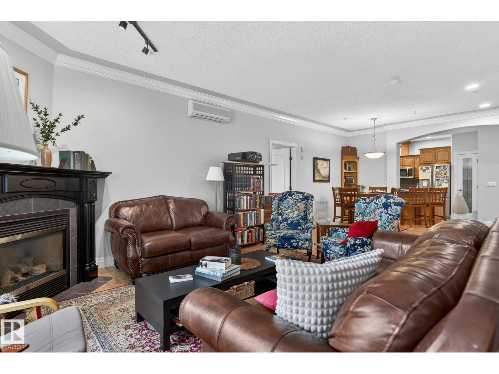 #205 10178 117 ST NW NW - 23