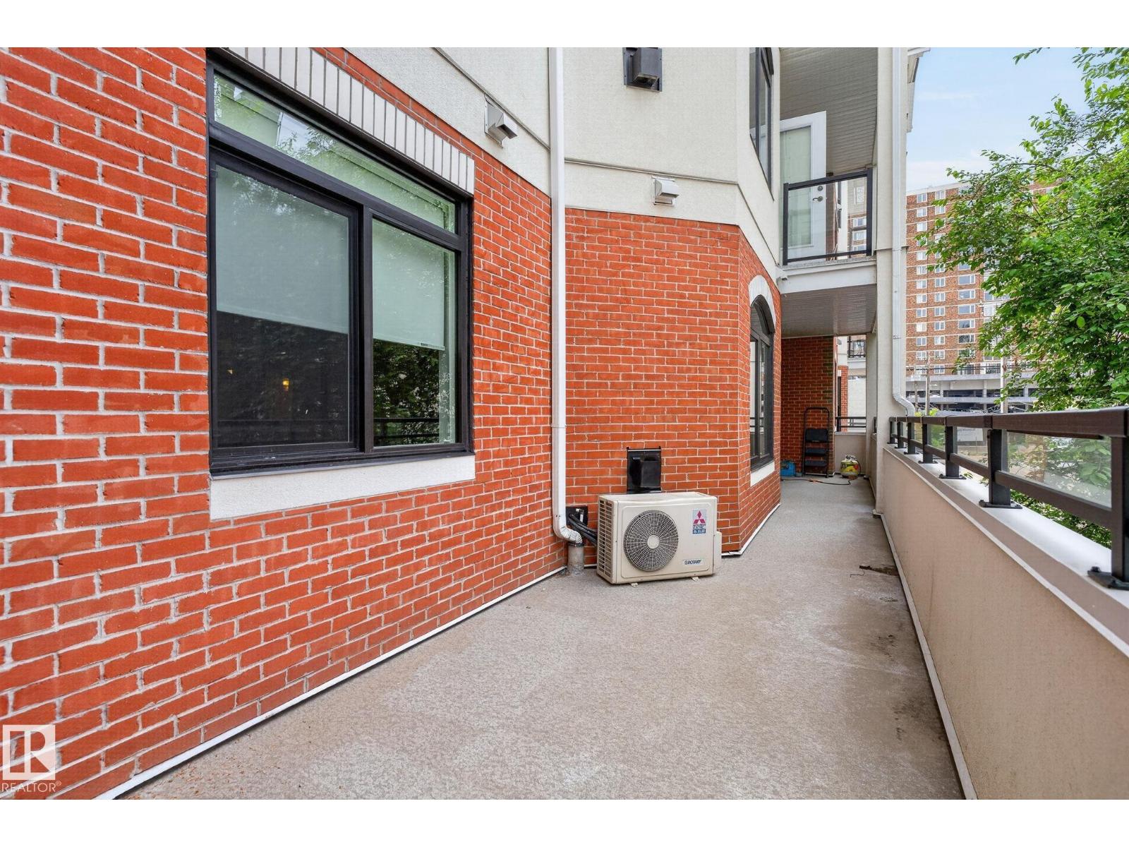 #205 10178 117 ST NW NW - 35
