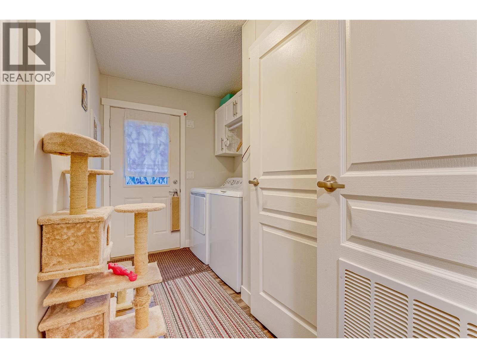 #25 1600 43 Avenue - 26