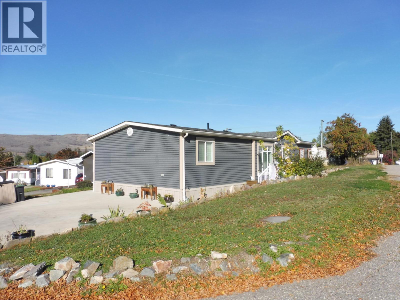 #25 1600 43 Avenue - 2