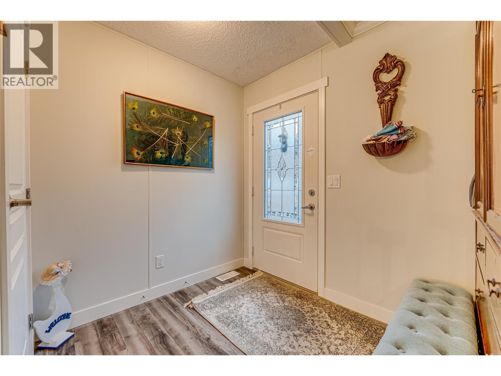 #25 1600 43 Avenue - 3