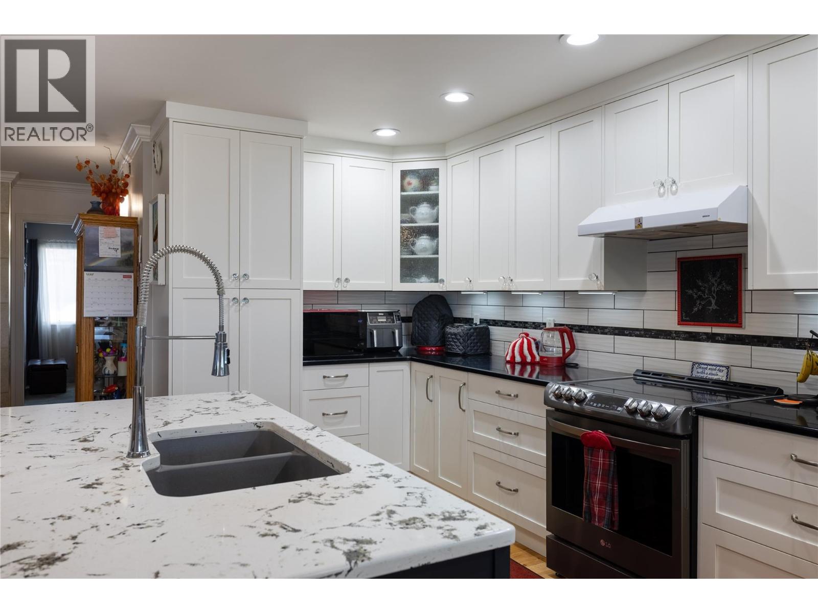 3944 Cascade Drive - 7