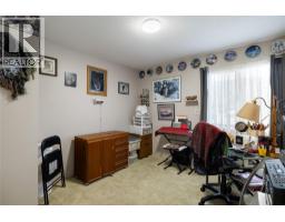 Family room - 3944 Cascade Drive, Vernon, BC V1T9E7 Photo 9