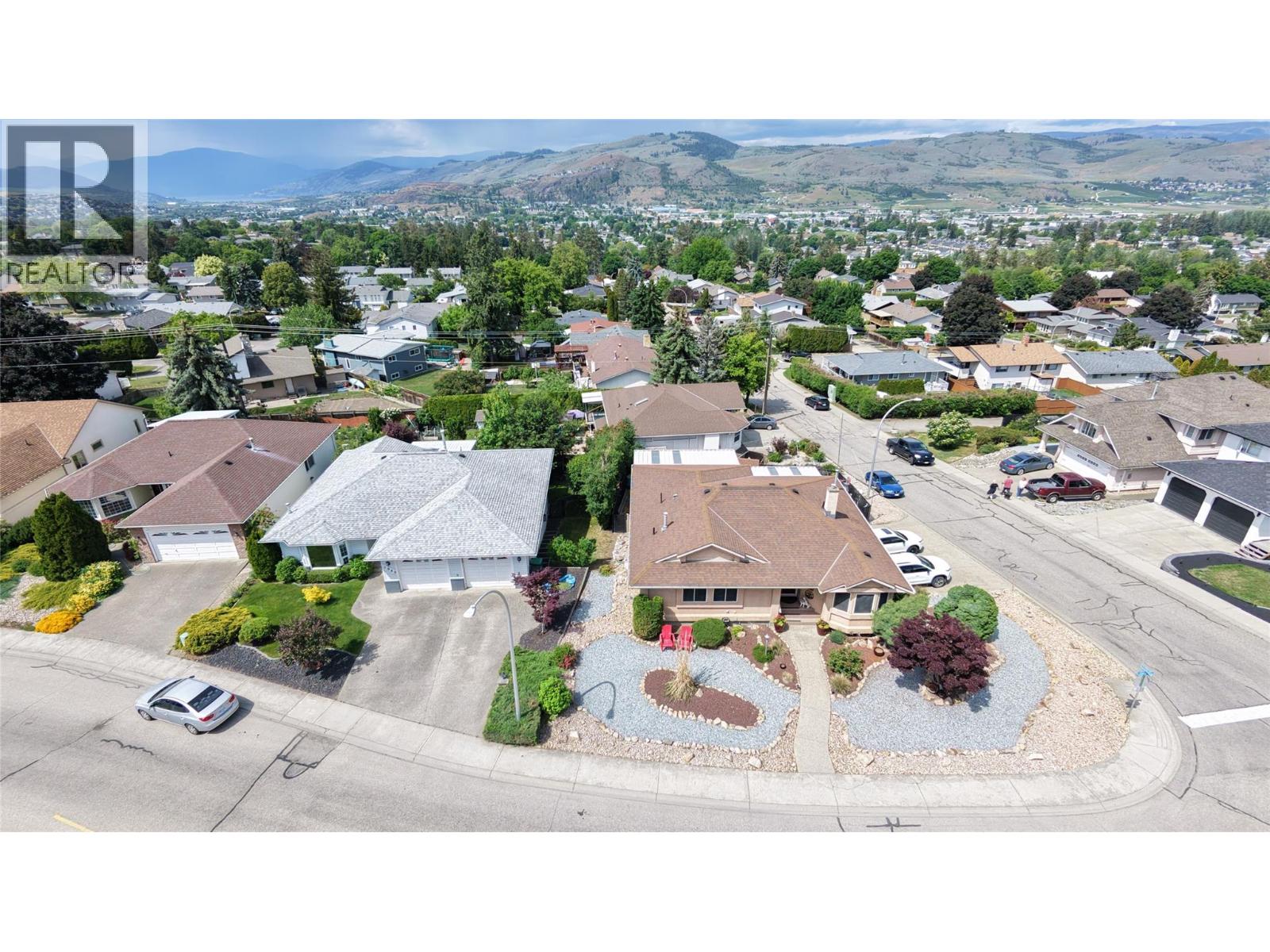 3944 Cascade Drive - 39