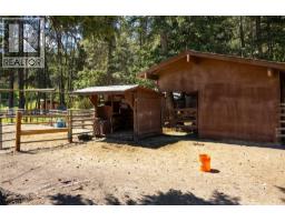 4644 97 Highway, Westwold, BC V0E3B1 Photo 33