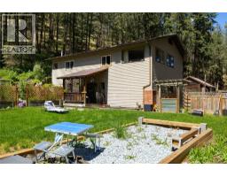 4644 97 Highway, Westwold, BC V0E3B1 Photo 27