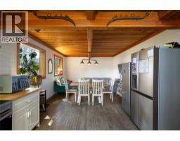 Bedroom - 4644 97 Highway, Westwold, BC V0E3B1 Photo 6