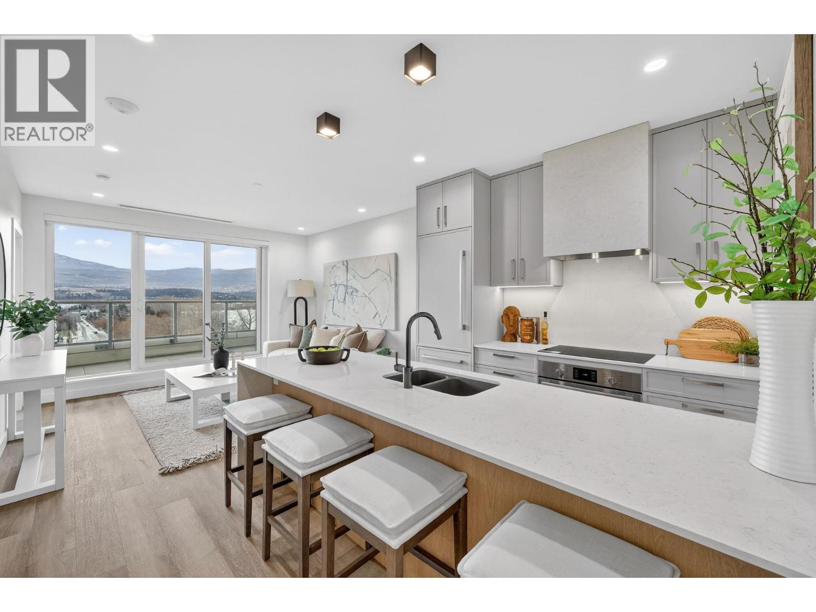 #803 3340 Lakeshore Road - 2